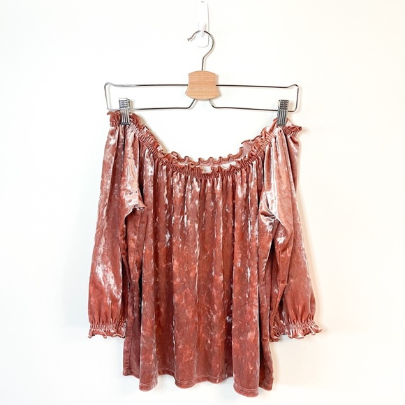 ✨Host Pick✨ GAP Pink Velvet Off-Shoulder Blouse Size SP - Picture 4 of 11